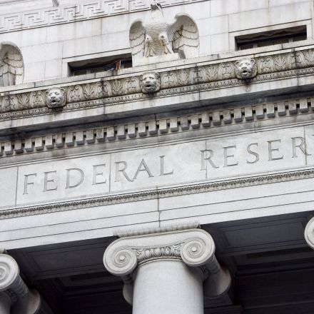 Fed signals no rush to hike rates as economy hits soft patch
