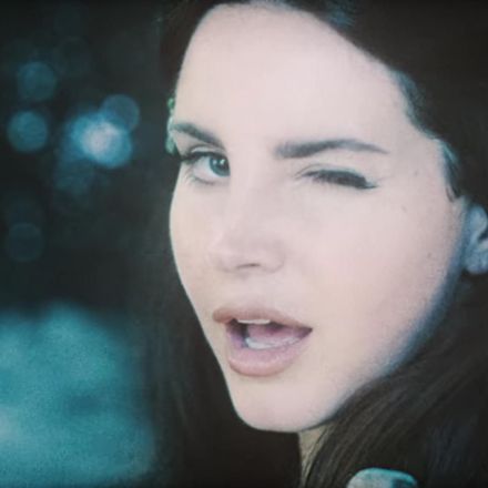 Lana Del Rey using witchcraft to rid the world of Donald Trump