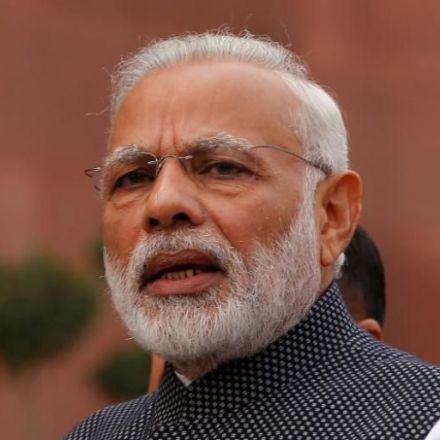 India's Modi calls for move towards cashless society