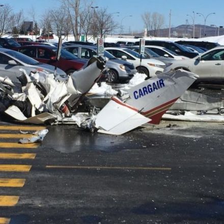 1 dead, 3 injured after planes collide above shopping centre on Montreal's South Shore