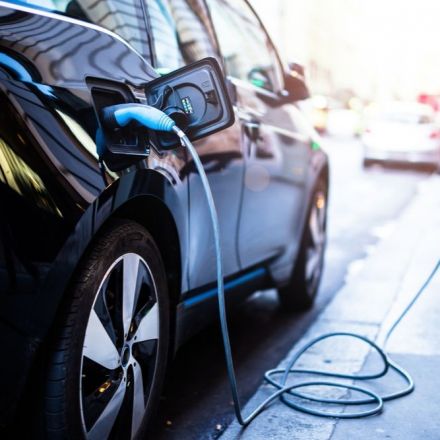 Cities are Looking to Implement Electric Vehicles for Public Services