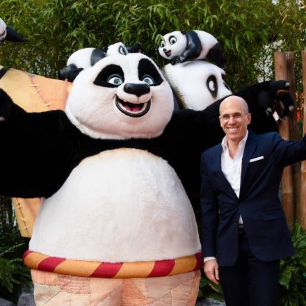 Comcast's NBCUniversal buys DreamWorks Animation in $3.8-billion deal