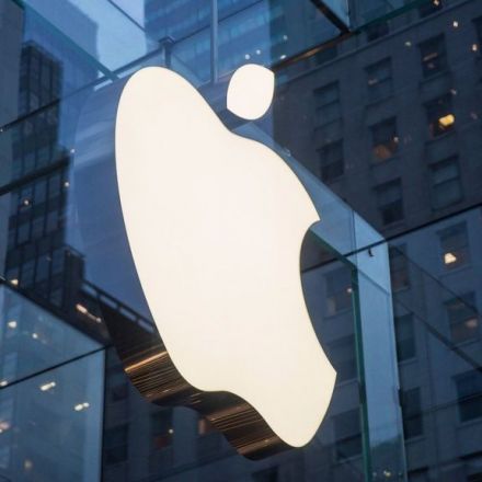 Apple facing record bill for Irish tax