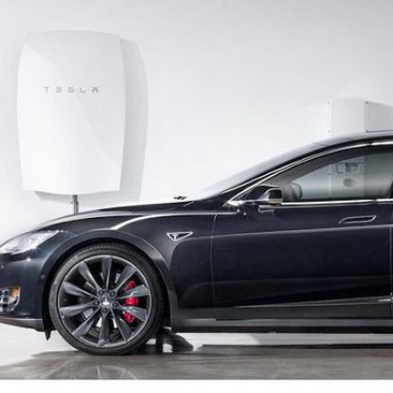 Tesla's battery sales this year to dwarf entire industry's sales in '15