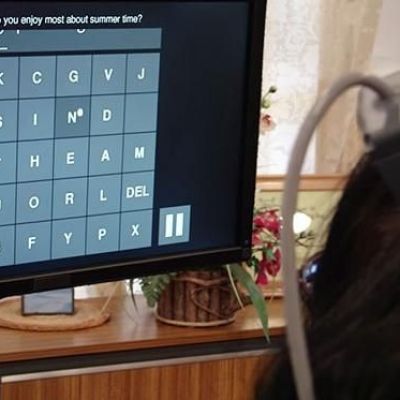 New Record: Paralyzed Man Uses Brain Implant to Type Eight Words Per Minute