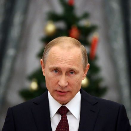 Putin Cancels Christmas Vacation for Russian Government Employees