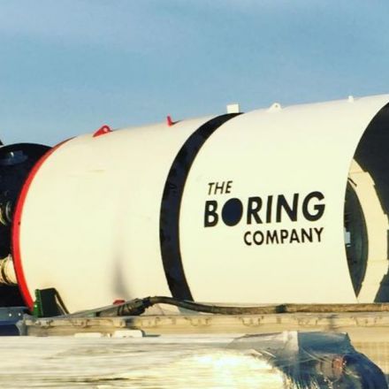 Elon Musk’s giant tunnel boring machine arrived at SpaceX – first pictures
