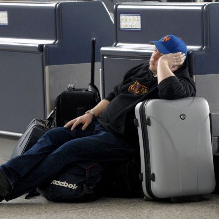 Scientists may have a cure for jet lag: Temporary oxygen deprivation