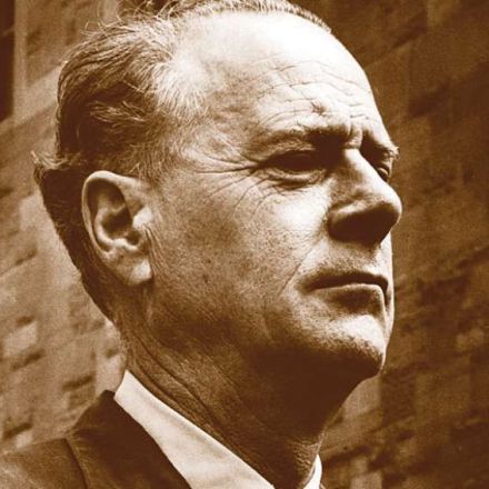 How to Become a Famous Media Scholar: The Case of Marshall McLuhan