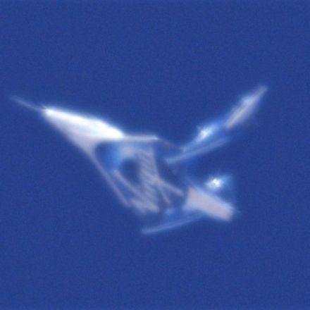 Virgin Galactic’s new SpaceShipTwo space plane flexes its wings in flight for first time