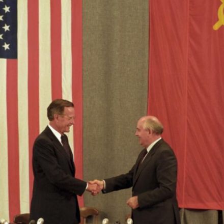 The 1990 U.S. Pledge to the Soviet Union on NATO Expansion