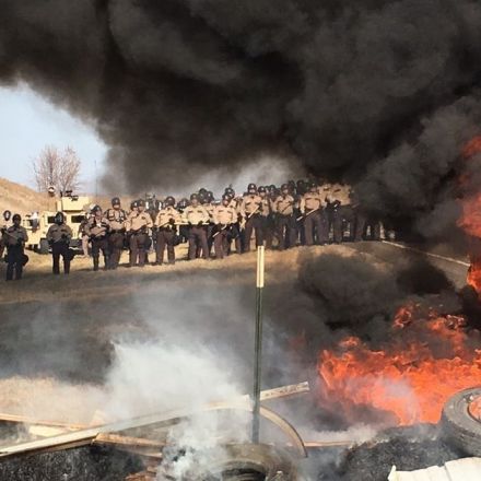 Police begin arresting pipeline protesters in North Dakota