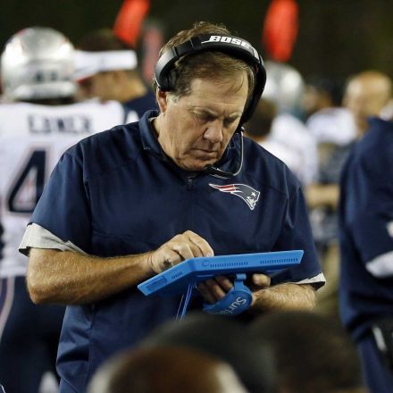 Microsoft's tablet deal with the NFL has been a disaster