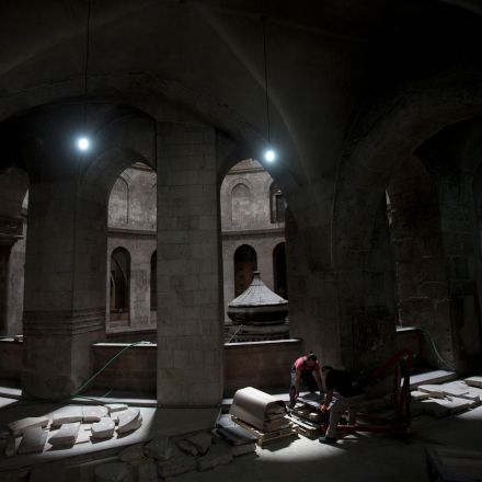 Jesus' Burial Tomb Uncovered: Here's What Scientists Saw Inside