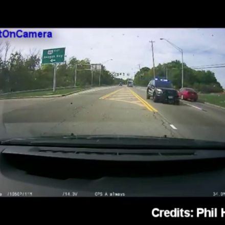Police Pursuit Almost Gone Terrible Wrong!