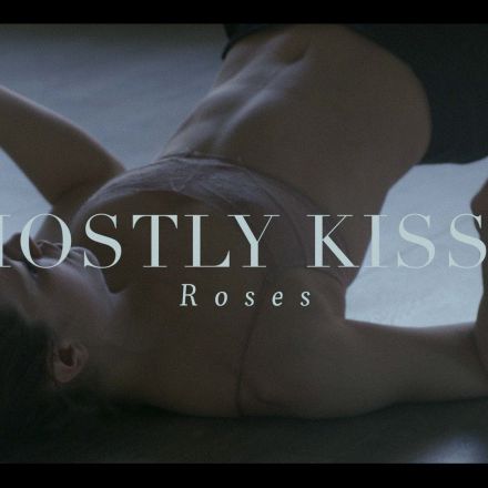 Ghostly Kisses - Roses