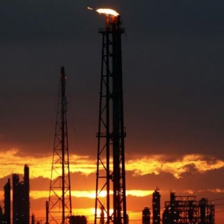 Border Tax ideas Roil Oil Markets, Favor Gulf Coast Refiners