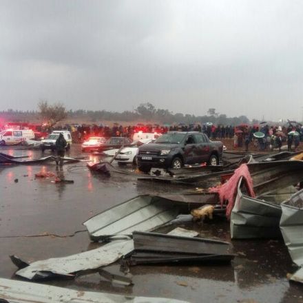 South Africa: Tembisa Tornado - 100 Injured, 400 Houses Uprooted