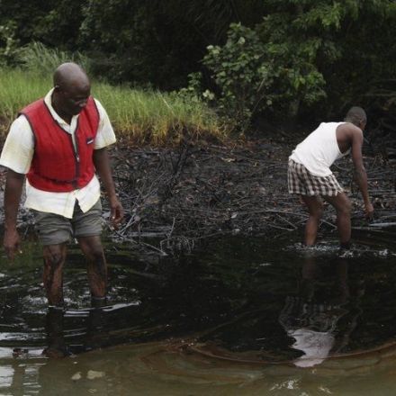 Geologist for Shell says company hid Nigeria spill dangers