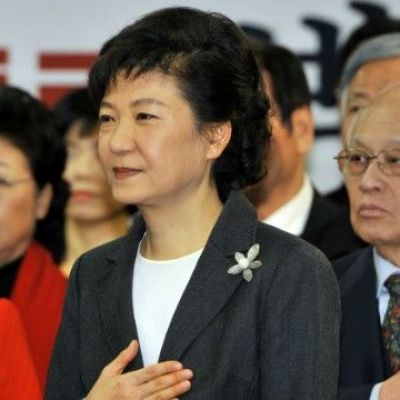 S Korea: Protestors call for Park resignation