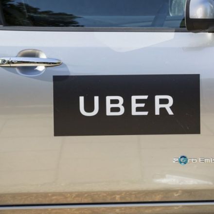 Uber drivers win key employment case