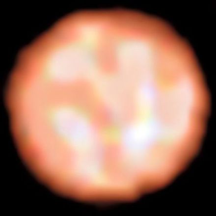 Remarkable Image Captures Surface Details of a Dying Star Located 530 Light-Years Away