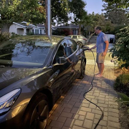 Charging cars at home at night is not the way to go, study finds