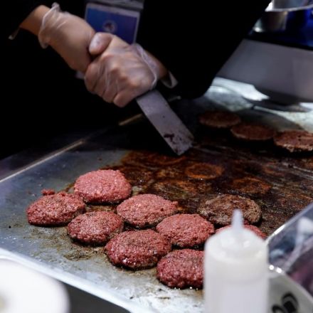 Impossible Foods cuts prices of plant-based meat to distributors