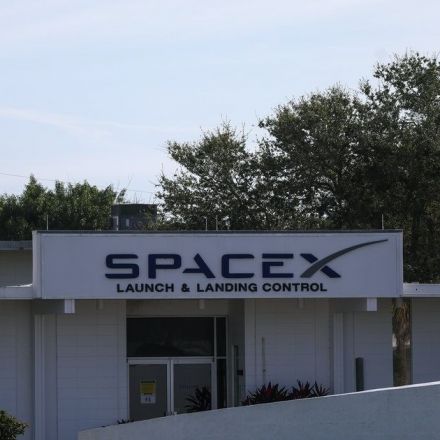 SpaceX fans are powering the race to Mars through Reddit