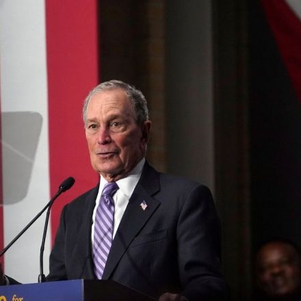 Bloomberg Bankrolls a Social-Media Army to Push Message