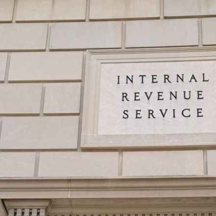 IRS plans rollout of free e-file tax return system with invitations to limited taxpayers