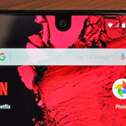 Essential really wants to solve the screen notch problem