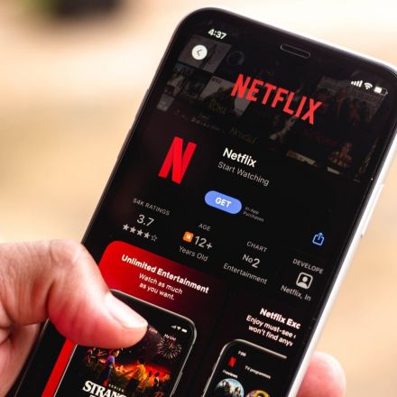 Netflix adds more than 2.4 million subscribers, reveals details about password-sharing crackdown