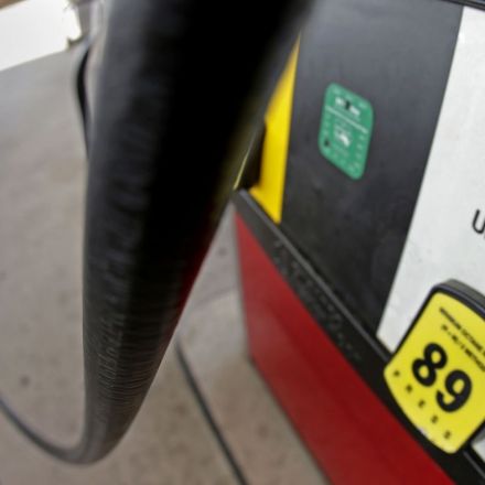 In an exception to the Clean Air Act, Biden will allow E15 gas to be sold this summer