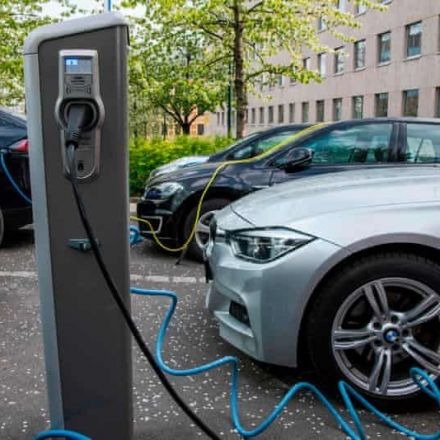 Electric cars rise to record 54% market share in Norway