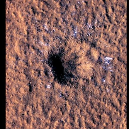 NASA images show a meteor crashed into Mars, triggered a big quake, and kicked up surprise water ice