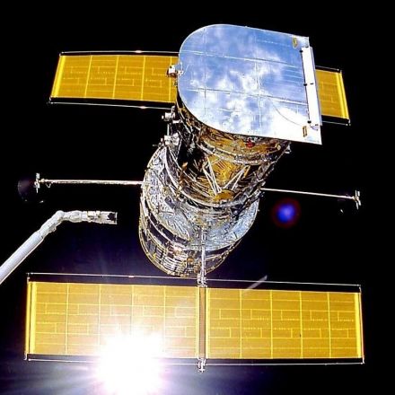 Computer glitch sends NASA's Hubble Space Telescope into safe mode