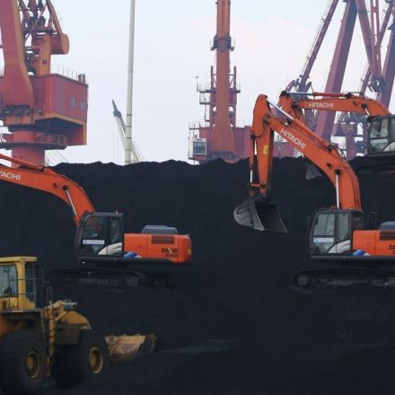 In Tougher Times, China Falls Back on Coal