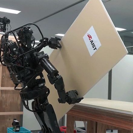 Finally, a Humanoid Robot With an Electric Screwdriver Hand