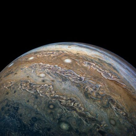 What would happen if humans tried to land on Jupiter
