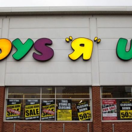 Spend Your Toys R Us Gift Cards Now 