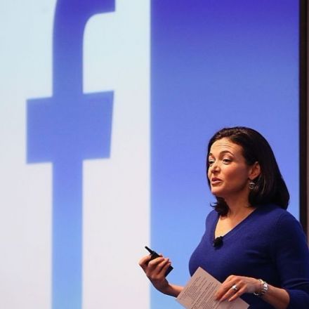 Sheryl Sandberg: Facebook users would have to pay to opt out of ads