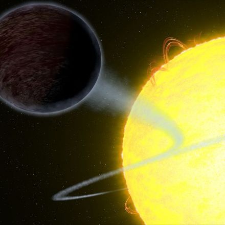 Astronomers discover extremely hot, pitch-black exoplanet