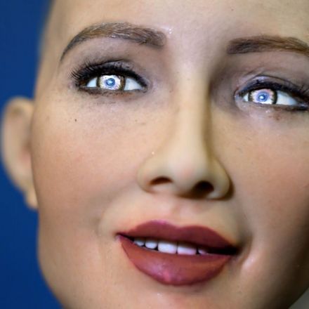 Saudi Arabia slammed for granting citizenship to robot