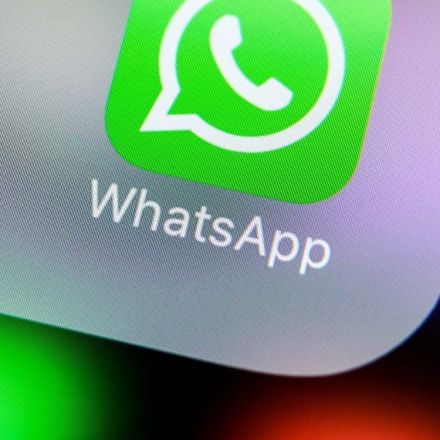 Zuckerberg says merging WhatsApp, Instagram & Messenger chats will improve security, create an iMessage-like experience