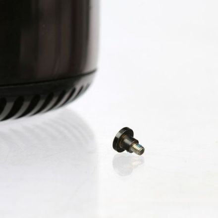 A Tiny Screw Shows Why iPhones Won’t Be ‘Assembled in U.S.A.’