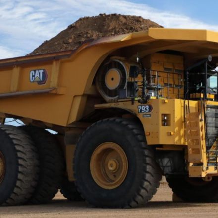 This mining tractor developed by Caterpillar is completely battery-operated