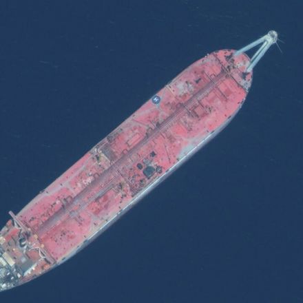 UN says 'imminent' Yemen oil spill would cost $20 bn to clean up