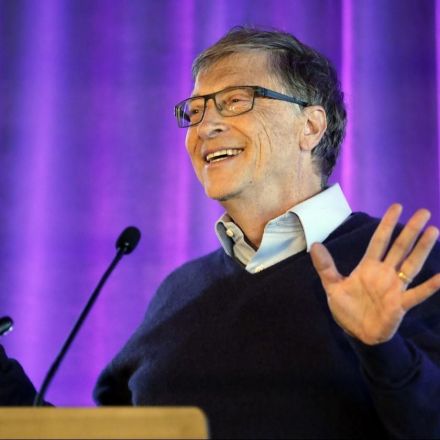 Bill Gates: 'Economists don't actually understand macroeconomics'