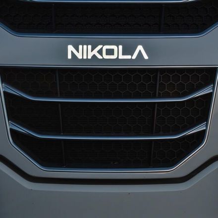 Electric-hydrogen truck startup Nikola is an 'intricate fraud,' report proclaims - Roadshow